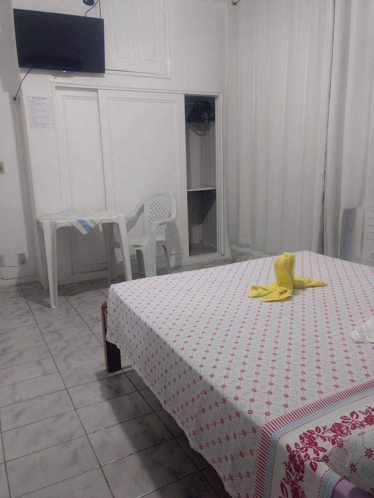 Hotel Britania อิเลอุส ภายนอก รูปภาพ